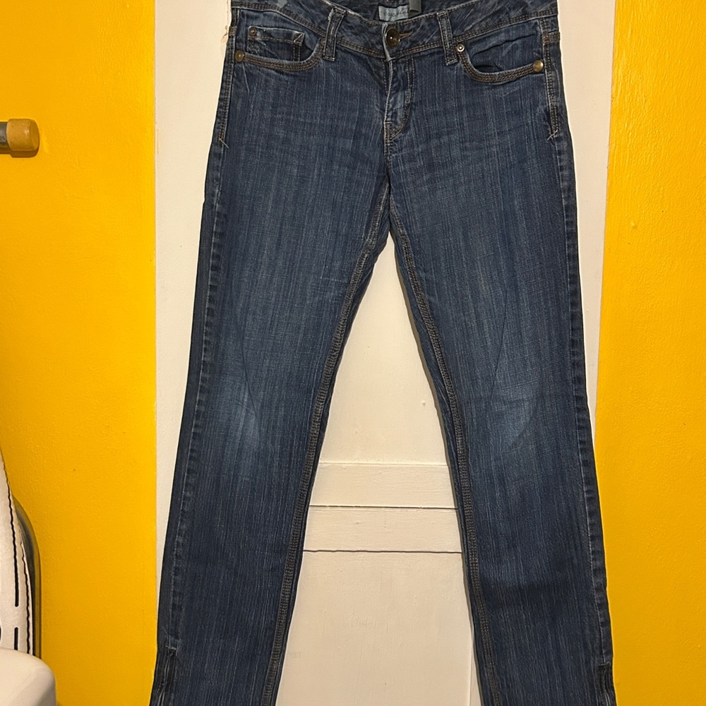 Aeropostale Women's Dark Blue Straight-Leg Jeans